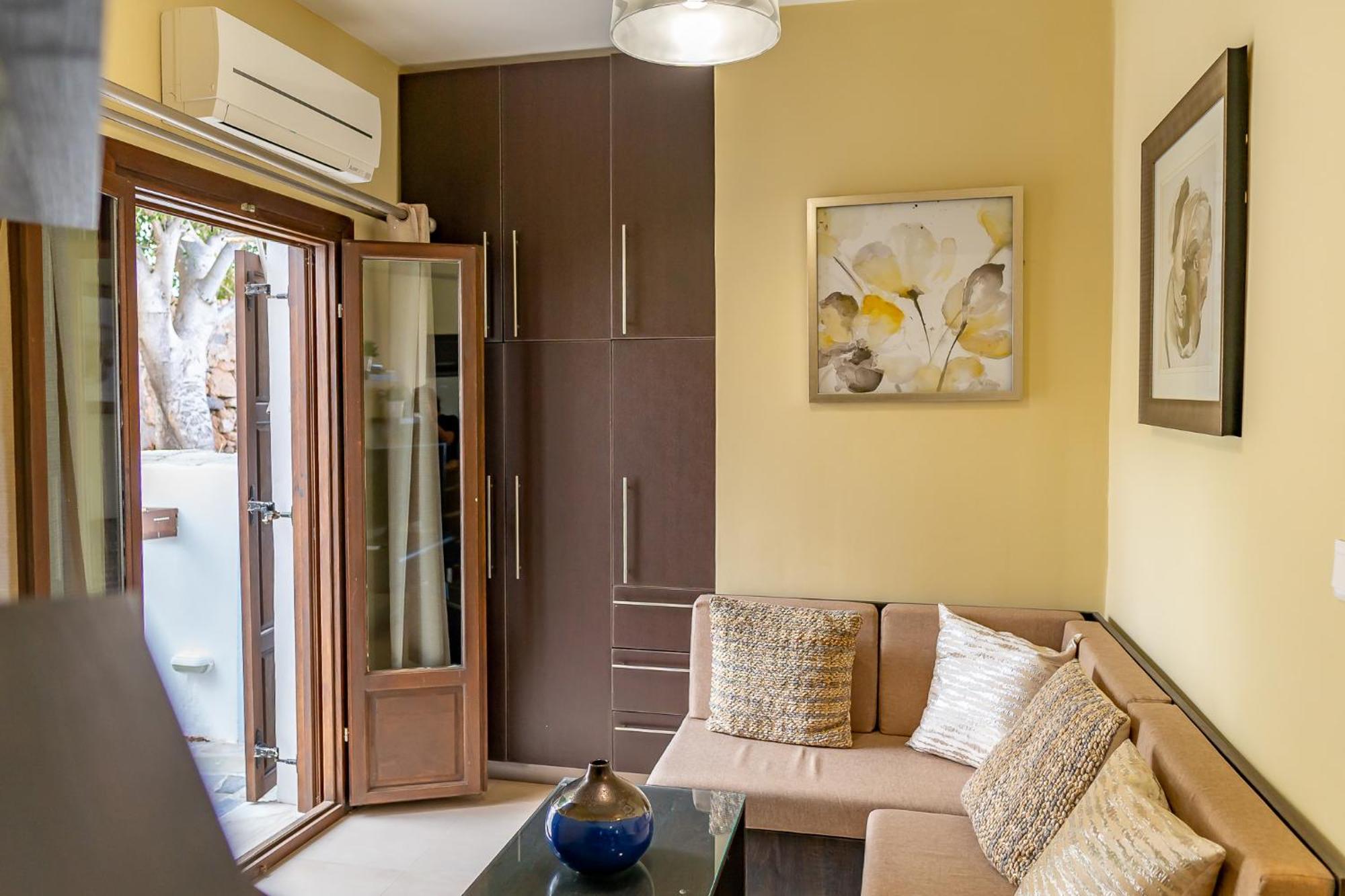 Theoxenia Kasos Luxury Apartments Panagia  Экстерьер фото