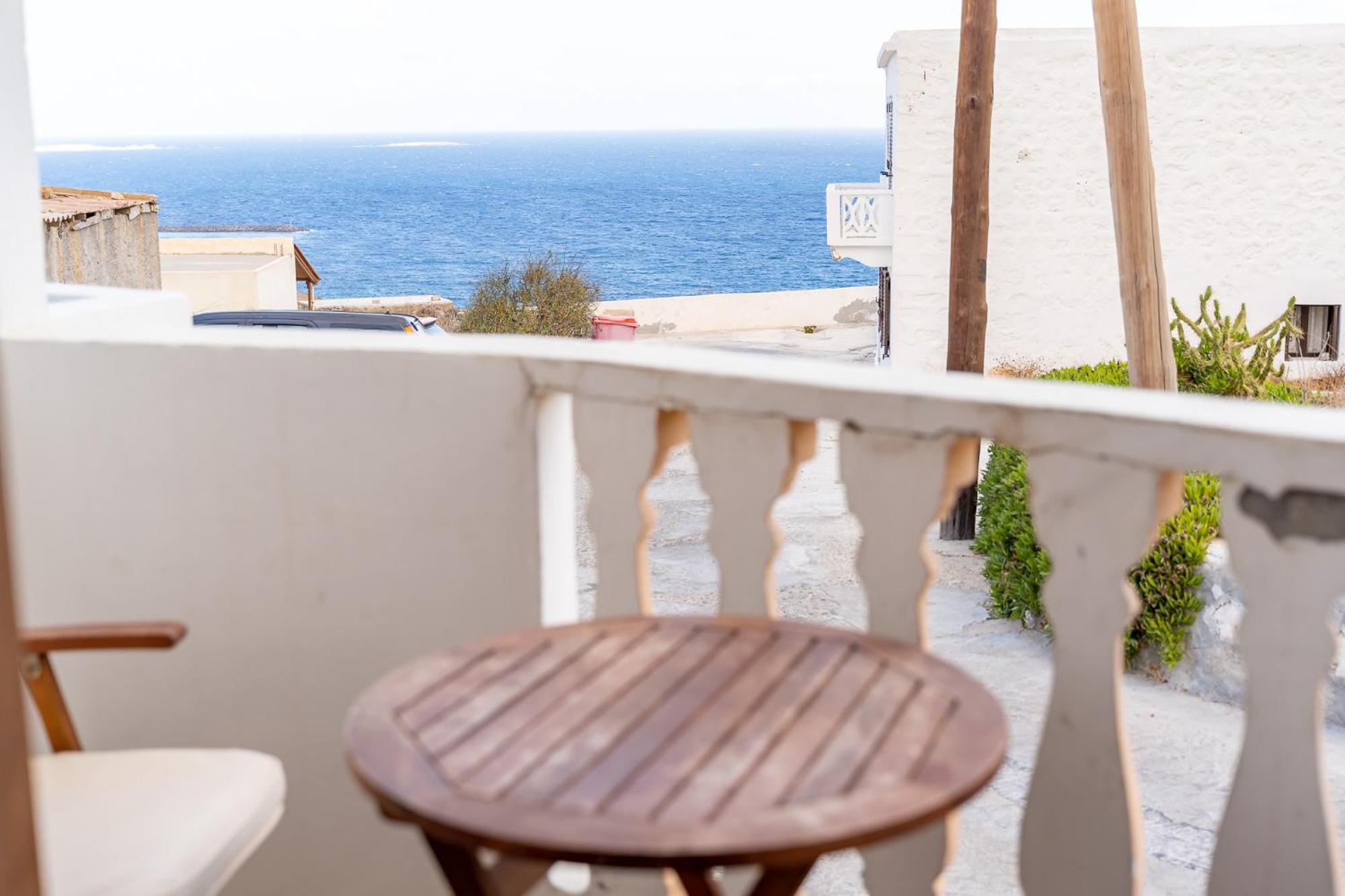 Theoxenia Kasos Luxury Apartments Panagia  Экстерьер фото